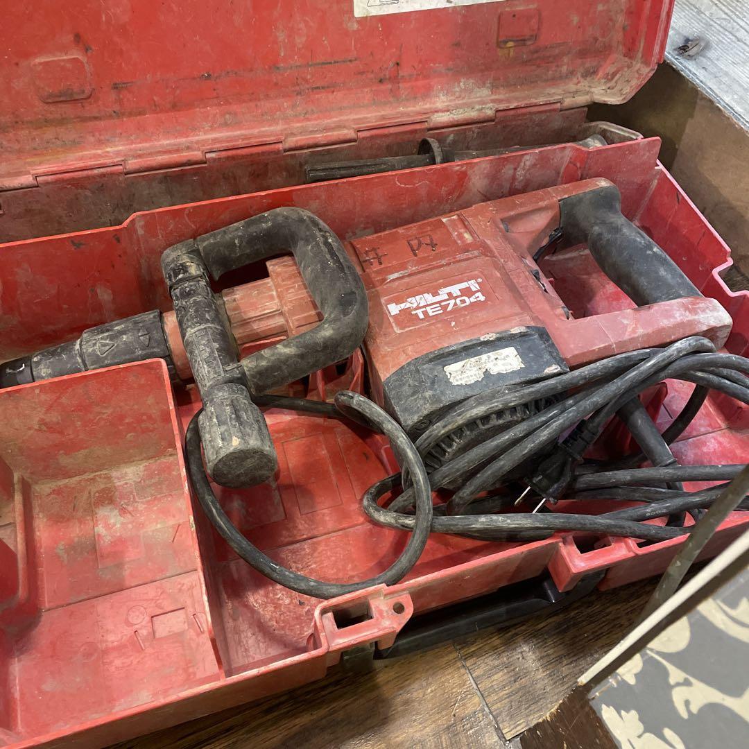 HILTI うるさく ヒルティ TE704 ☆ハンマードリル ☆電動ハンマー 動作確認済み