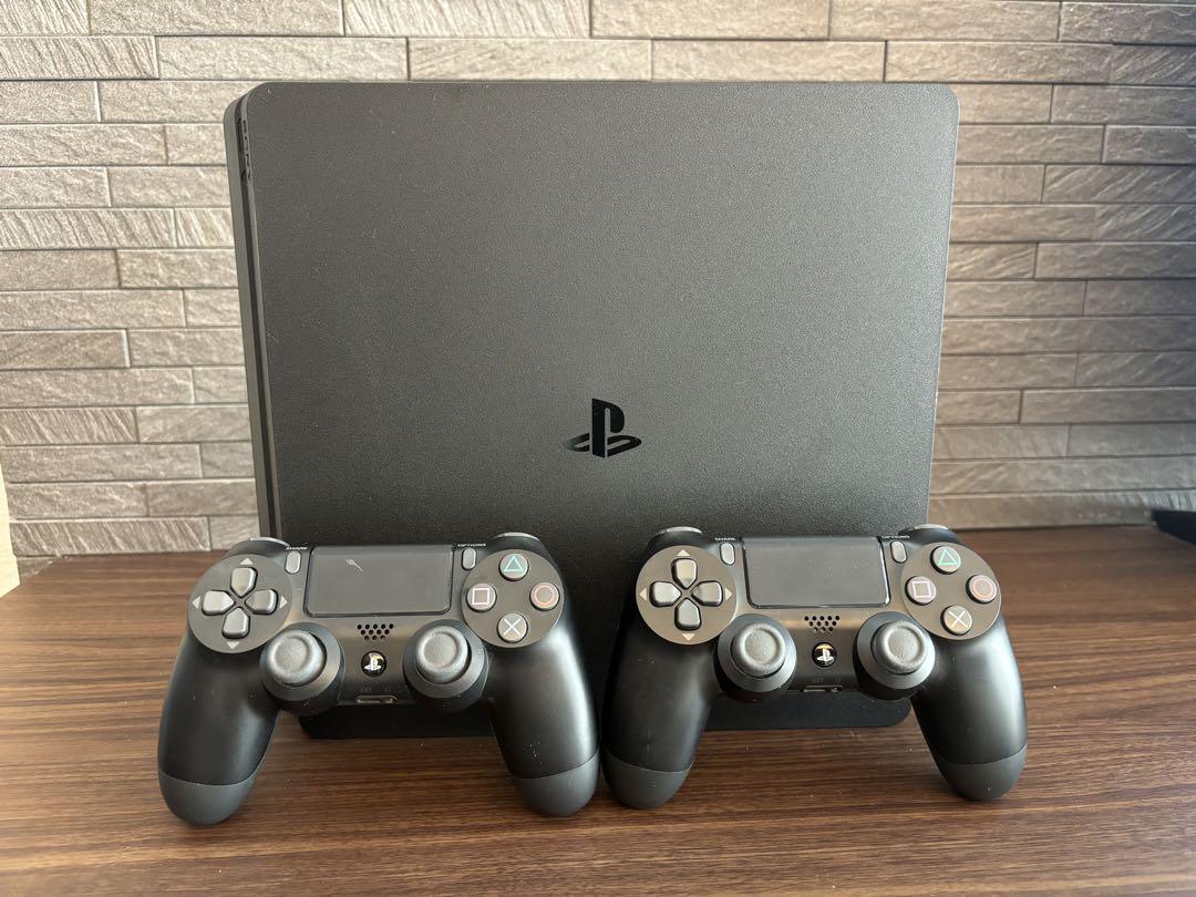 PlayStation4 注目商品 ジェット・ブラック 1TB CUH-2000BB01