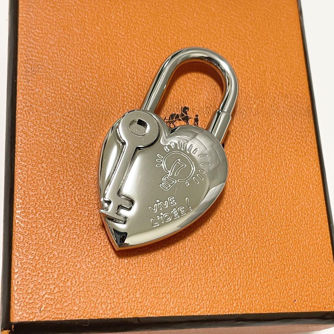 極美品】HERMES エルメス ファンタジーハート 弱かっ カデナ チャーム 2004