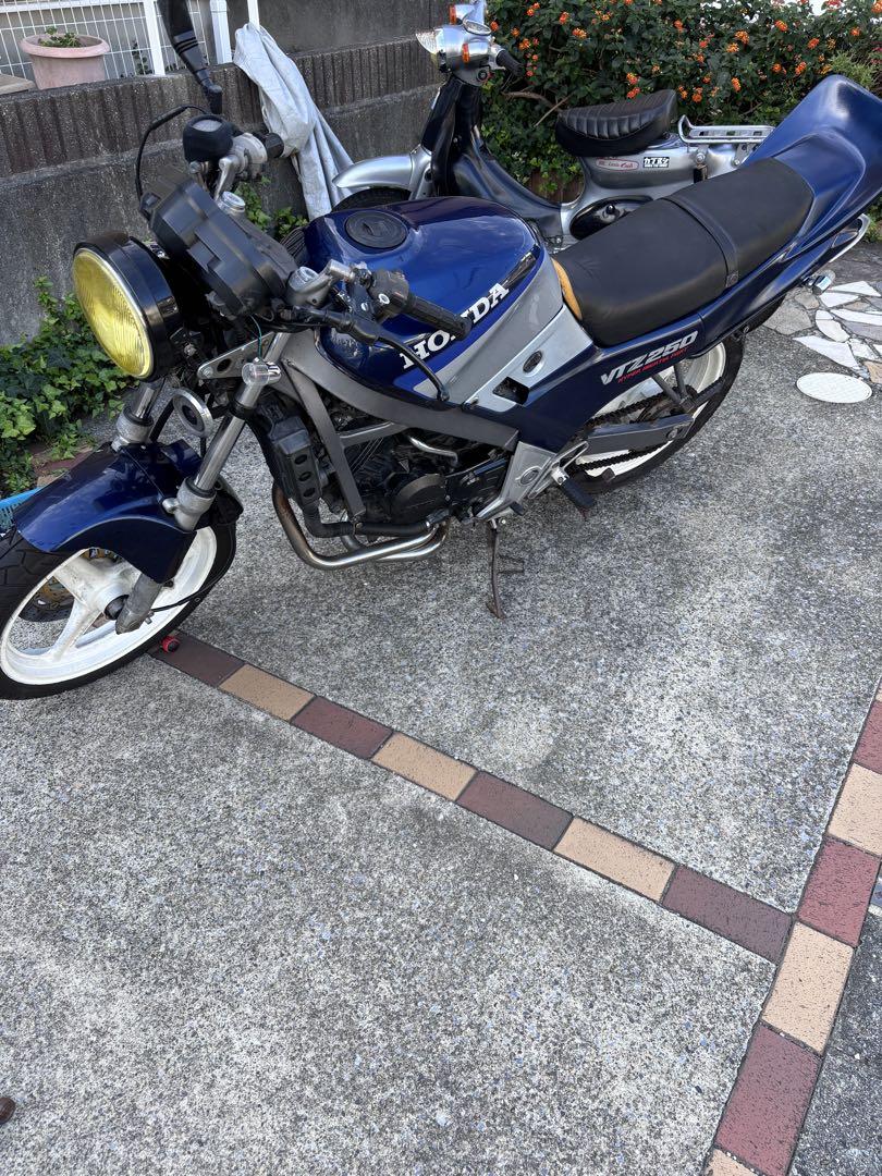 VTZ250 三段シート|バイク VTZ250 三段シート|バイク