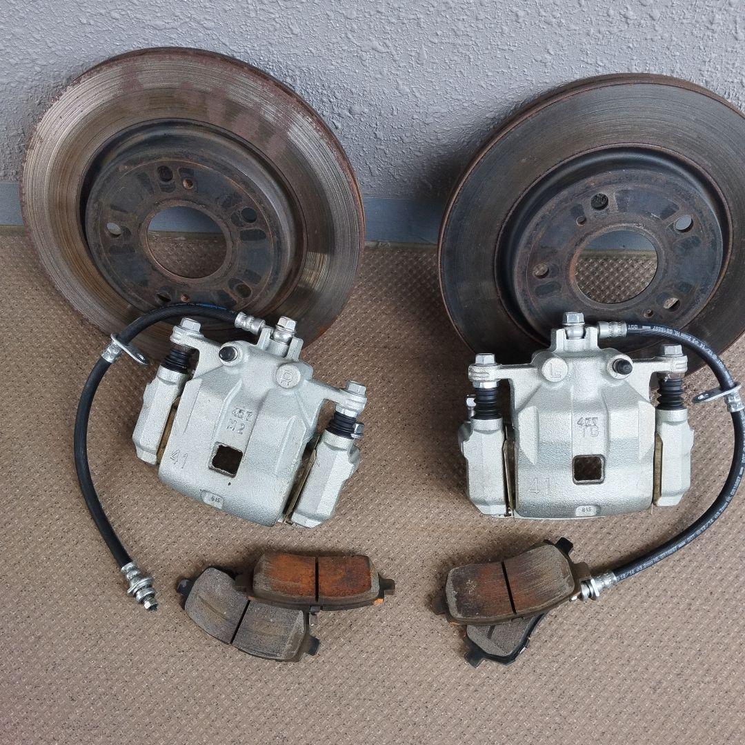 スイフトZC31Sフロントキャリパーセット中古 騒々しい