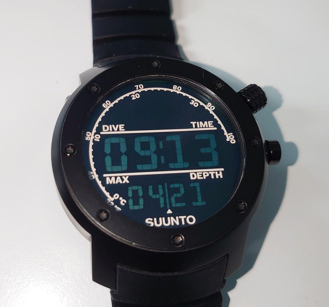 SUUNTO おもろい エレメンタム AQUA