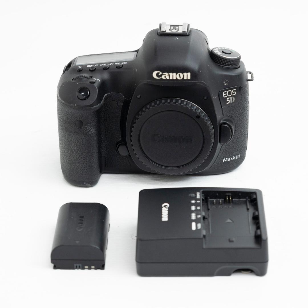 Canon EOS 5D mark3 ボディ