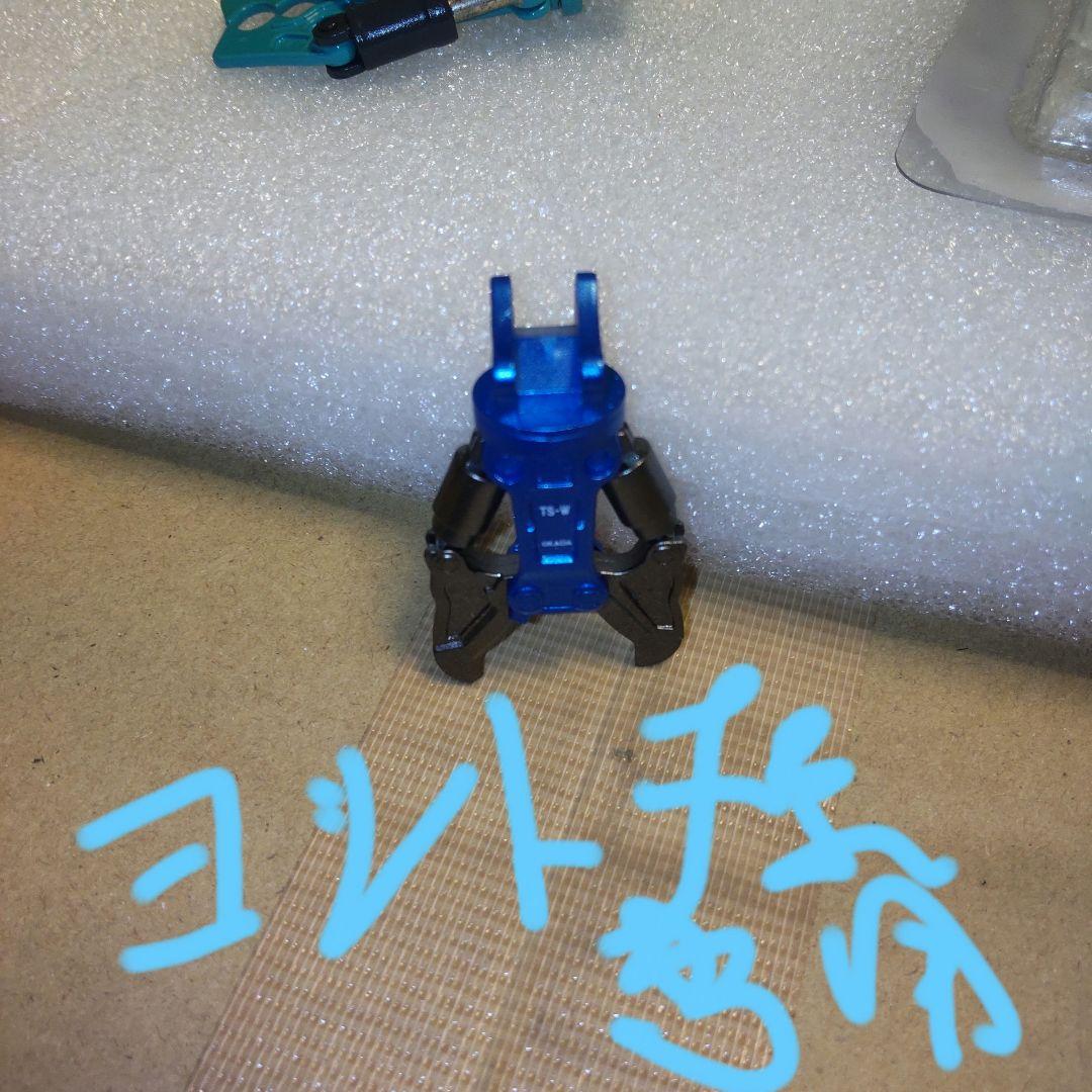 フォワード コンソールボックス ｜ いすゞ 収納 肘掛け
