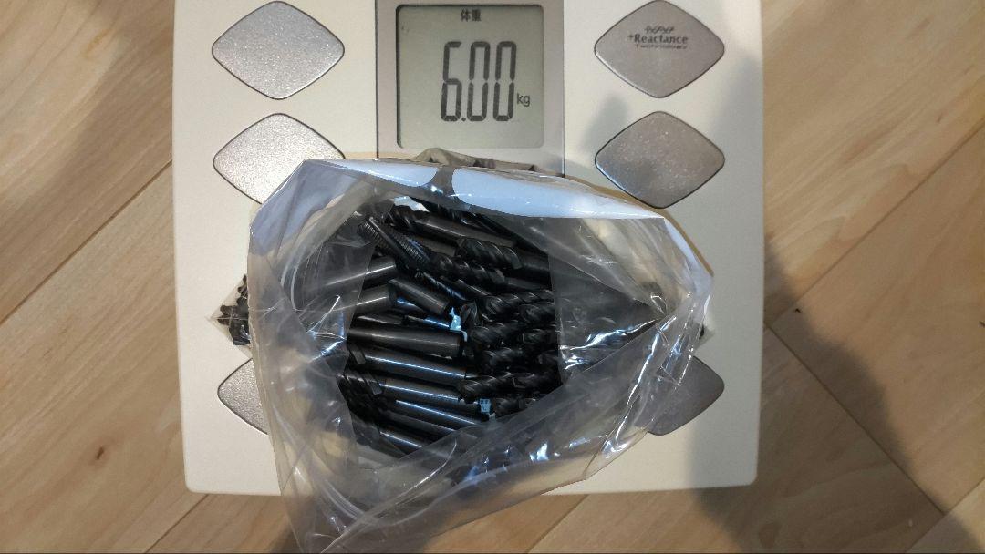 超硬スクラップ約5.3キロ