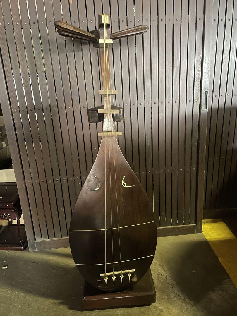 大人気新品  薩摩琵琶 四柱四弦 和楽器 弦楽器 台付きません 弦楽器