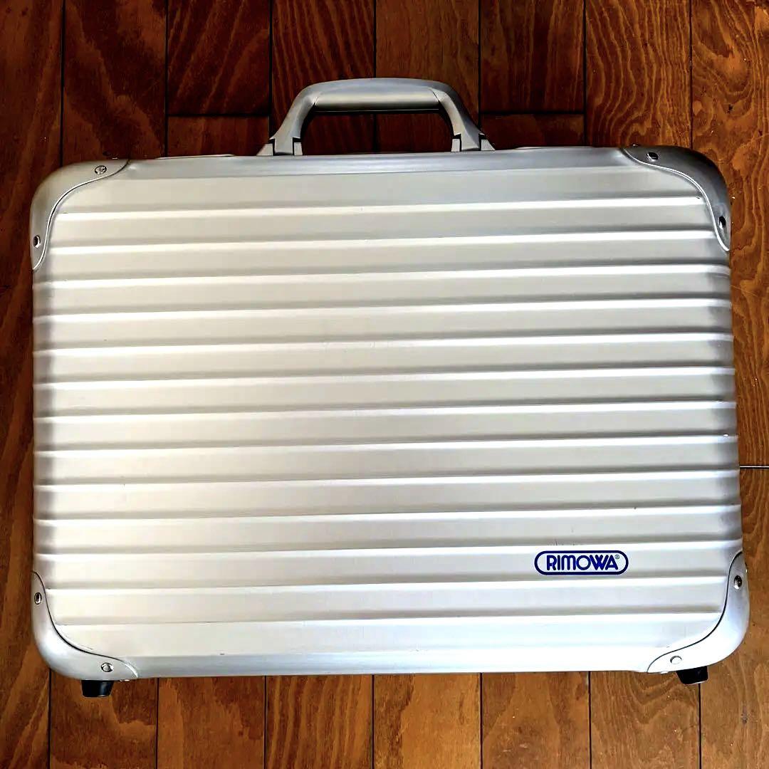 リモワ RIMOWA ほそい アタッシュケース