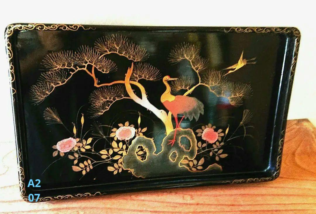 新到着 金蒔絵飾り台、盆、蓋 広い 工芸品