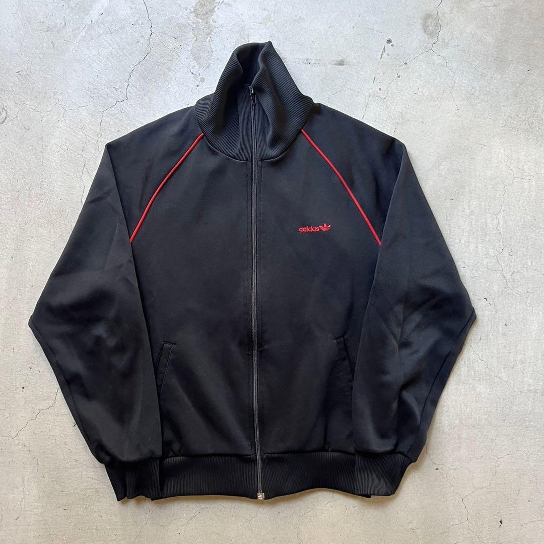 プラダジャージナイロン×ストレッチ素材Lサイズ小さい破れあり