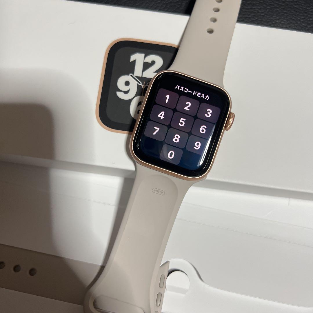 Apple 悪かろ Watch SE 40mm GPS+Cellular 【最終値下げ】