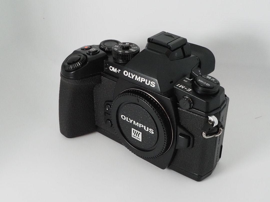 OLYMPUS E−PL7 BLACK！付属品あり！ 少なから