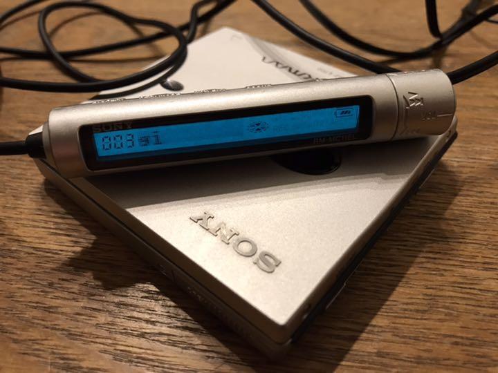 完璧 整備品 渡ら ポータブルMDプレーヤー MZ-E700 SONY ポータブルプレーヤー
