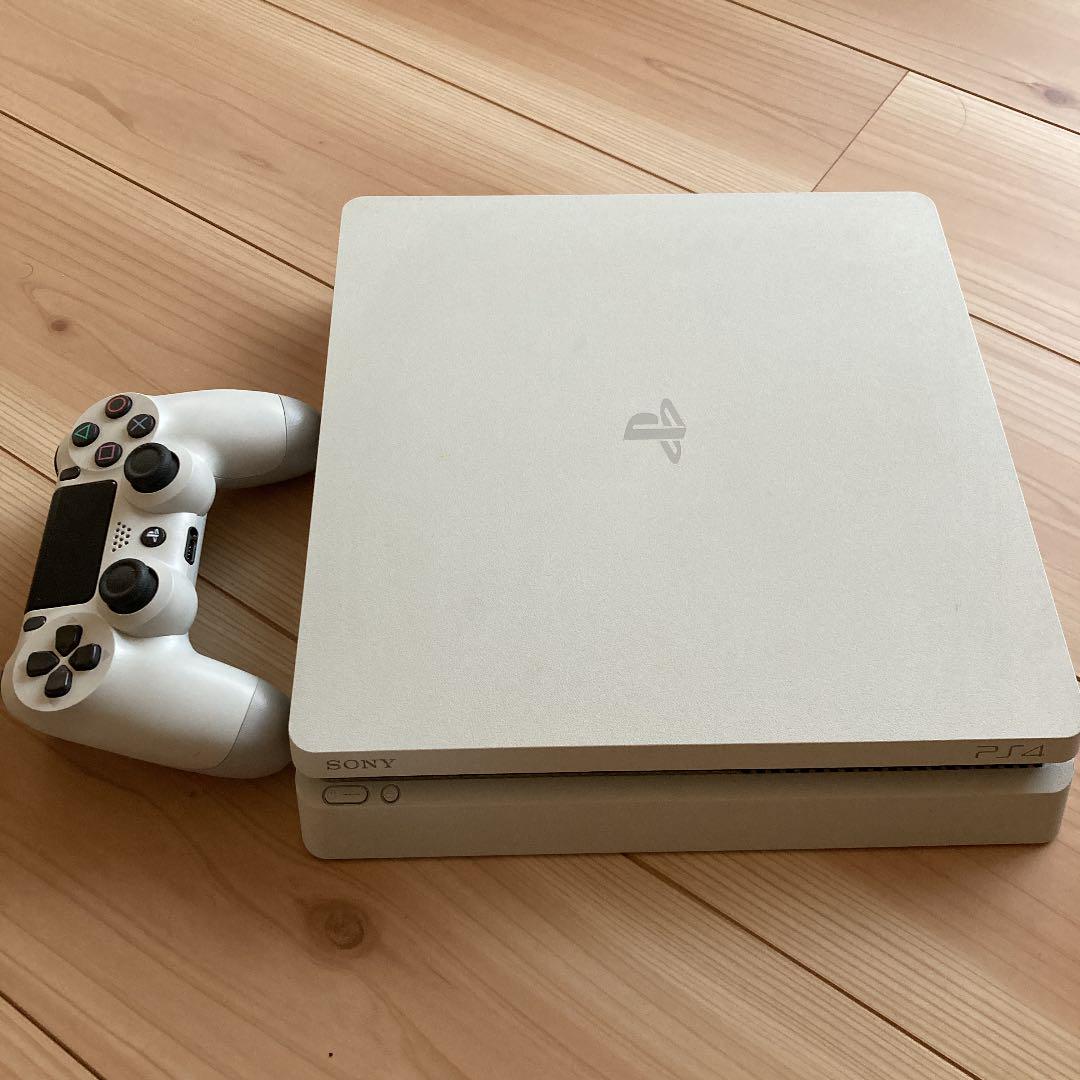 PlayStation®4 Pro ジェット・ブラック 1TB CUH-700…