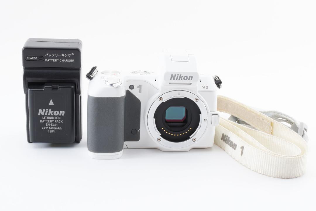 美品 Nikon 1 V2 ミラーレス 一眼 カメラ ボディ ホワイト ニコン