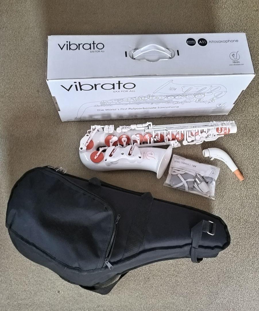 アルトサックス Vibrato社 ポリカーボネート製 A1S きつい