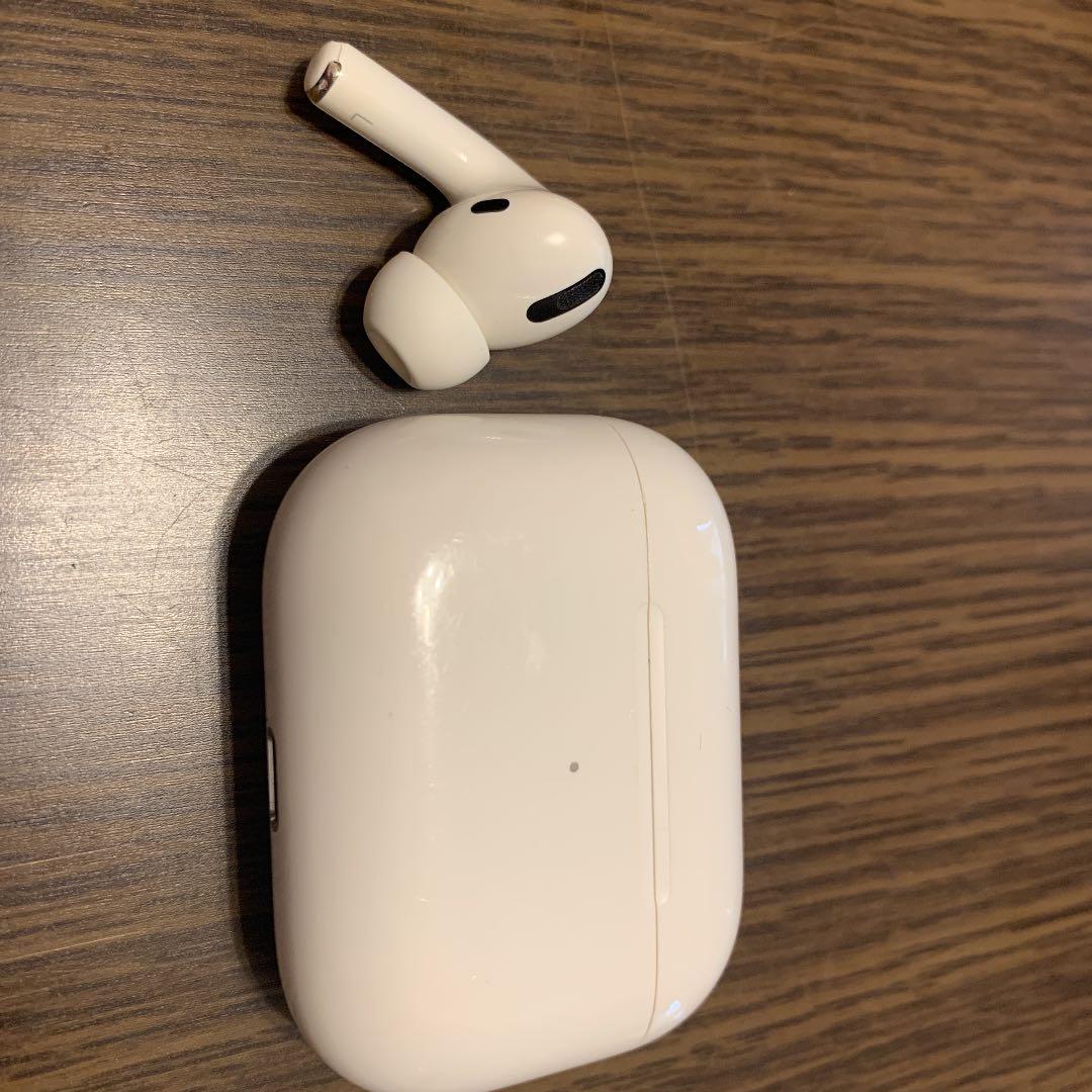 Apple AirPods