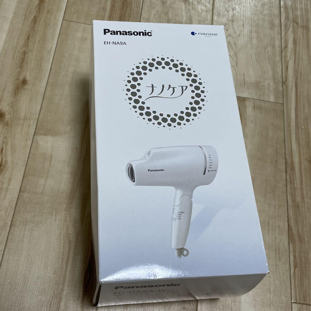 新品未使用 Panasonic ヘアードライヤー 高 ナノケア EH-NA9A-W