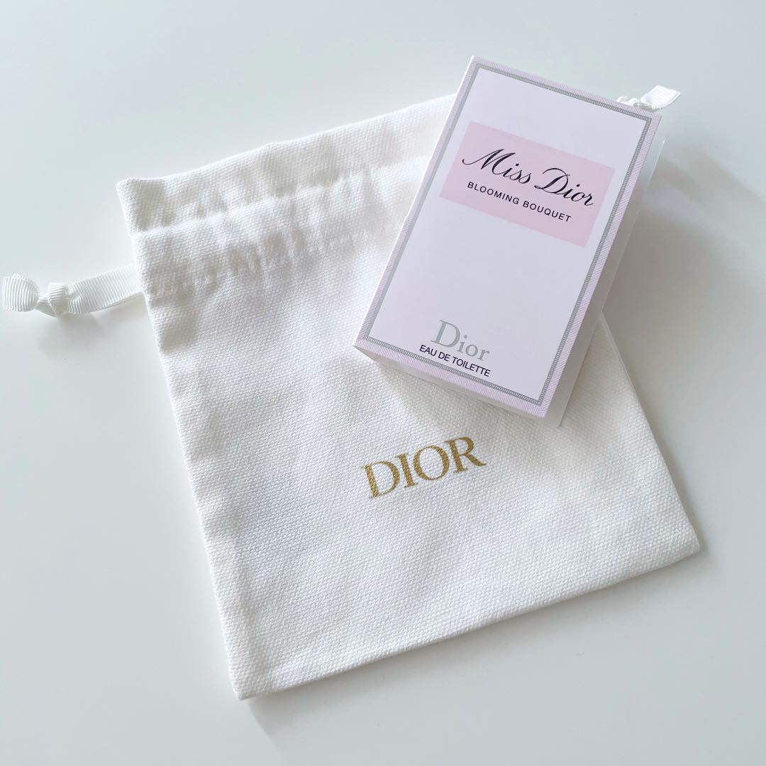 Dior ミスディオール ブルーミングブーケ 1ml ＆ 巾着ポーチセット 売買されたオークション情報 落札价格 【au  payマーケット】の商品情報をアーカイブ公開