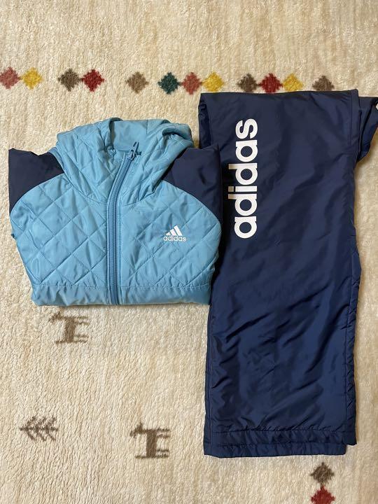 これからの季節にどうですか 値下げ交渉可adidas ウィンドブレーカー上下 売買されたオークション情報 落札价格 【au  payマーケット】の商品情報をアーカイブ公開