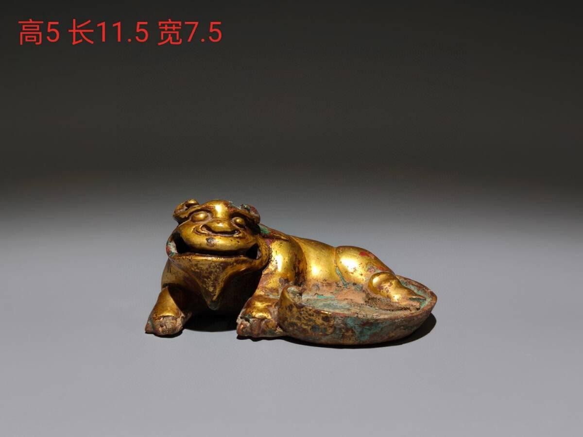 蔵友旧蔵出 漢 青銅作 塗金 神獣硯 置物 賞物 貴重物品 収蔵品 中国古美術 館蔵品 売買されたオークション情報 落札价格 【au  payマーケット】の商品情報をアーカイブ公開