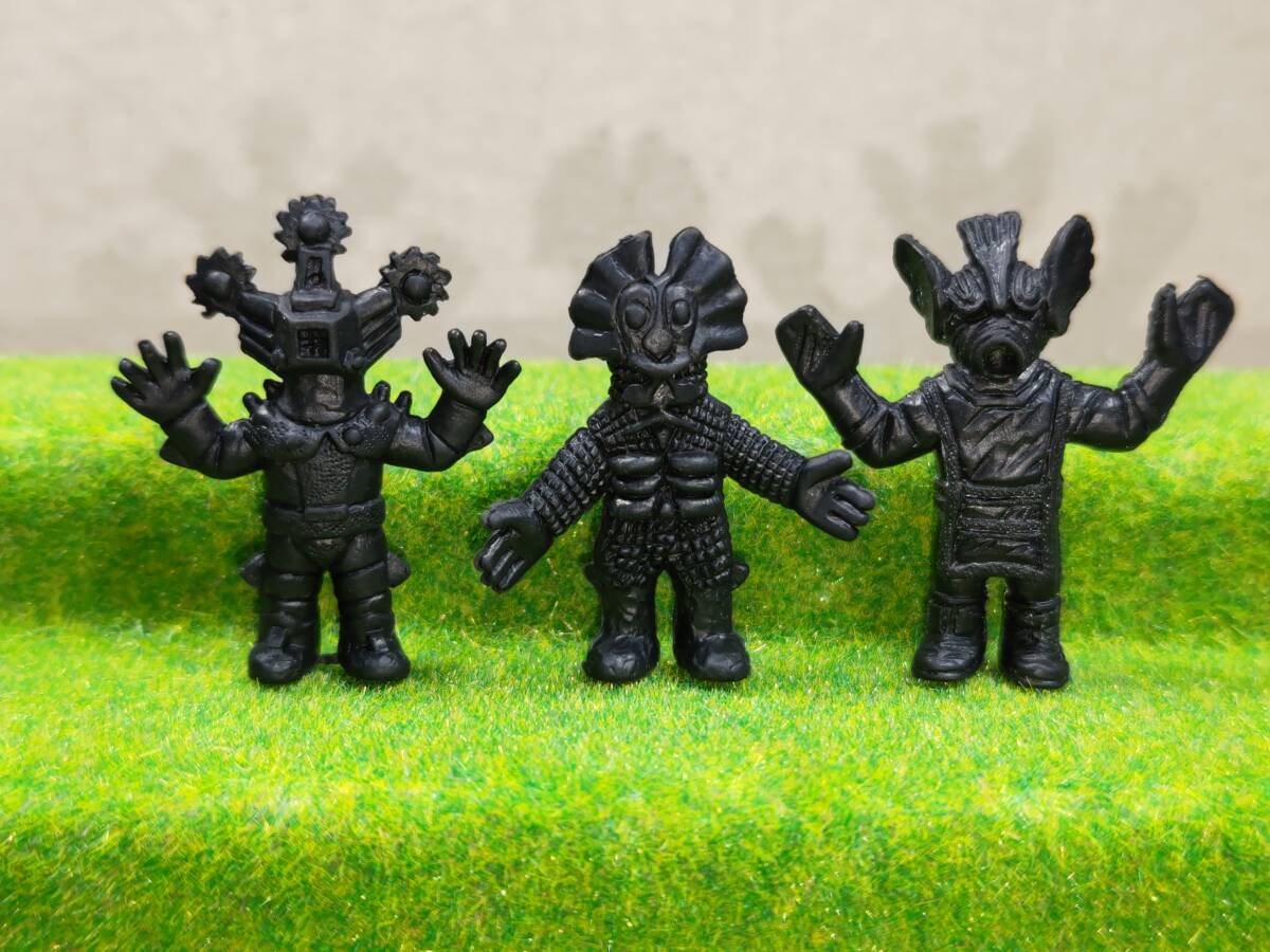 ✡ ウルトラ怪獣 消しゴム ©円谷プロ ポピー 刻印 当時物 4点