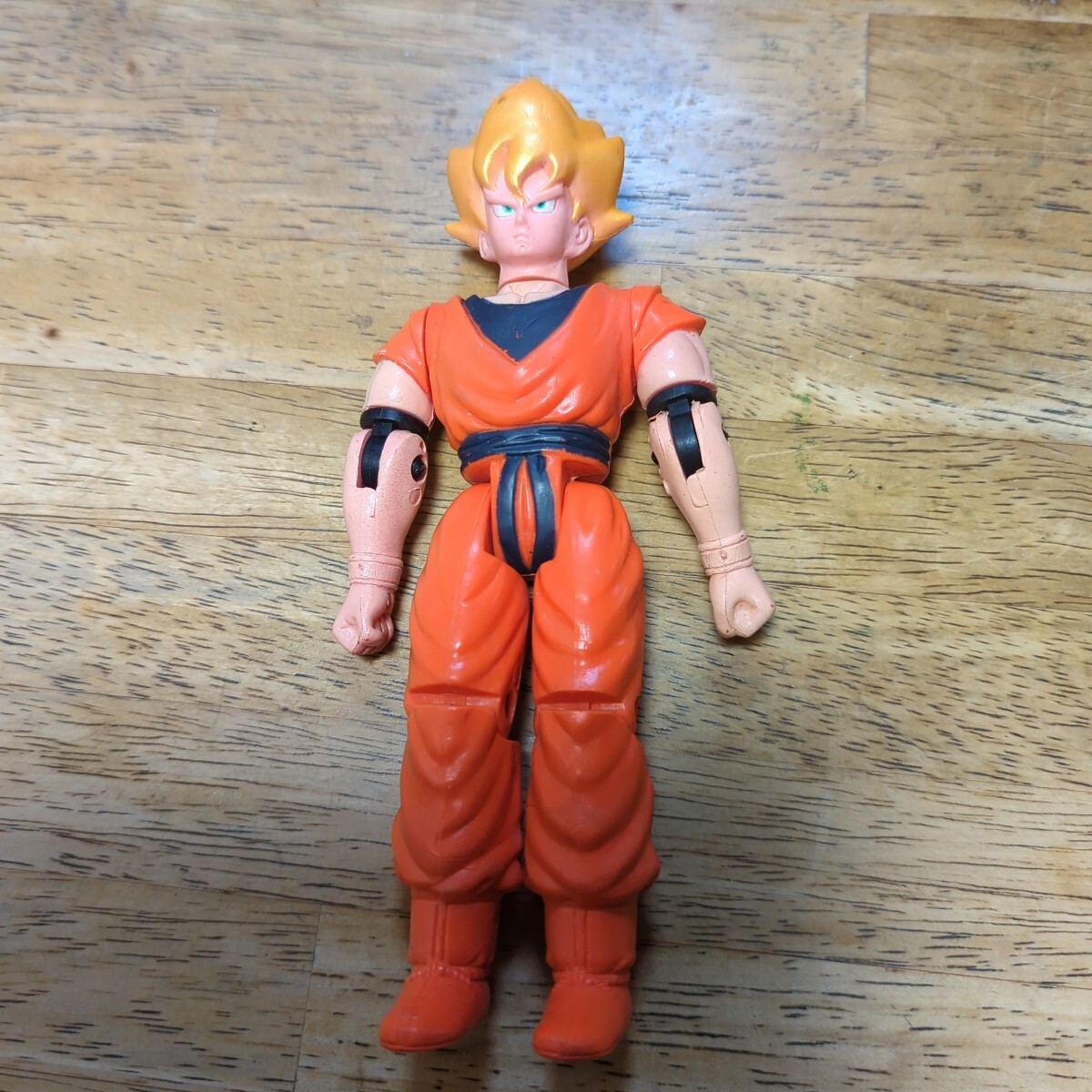 ドラゴンボールZ フィギュア悟空 売買されたオークション情報 落札价格 【au payマーケット】の商品情報をアーカイブ公開