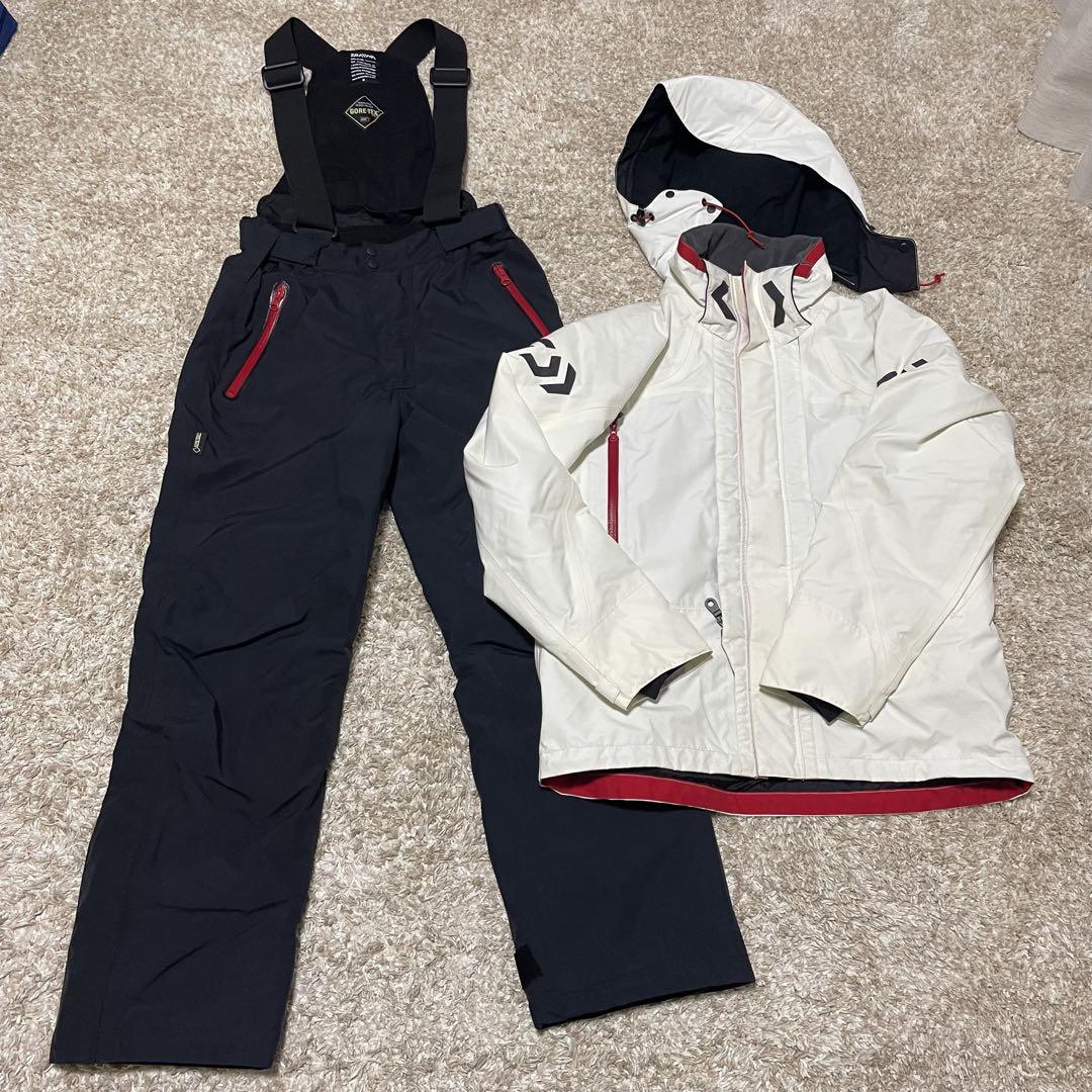 ダイワ GORE-TEX ハイロフトサロペットウィンタースーツ XL ダイワ ゴアテックスハイロフトサロペットウィンタースーツ