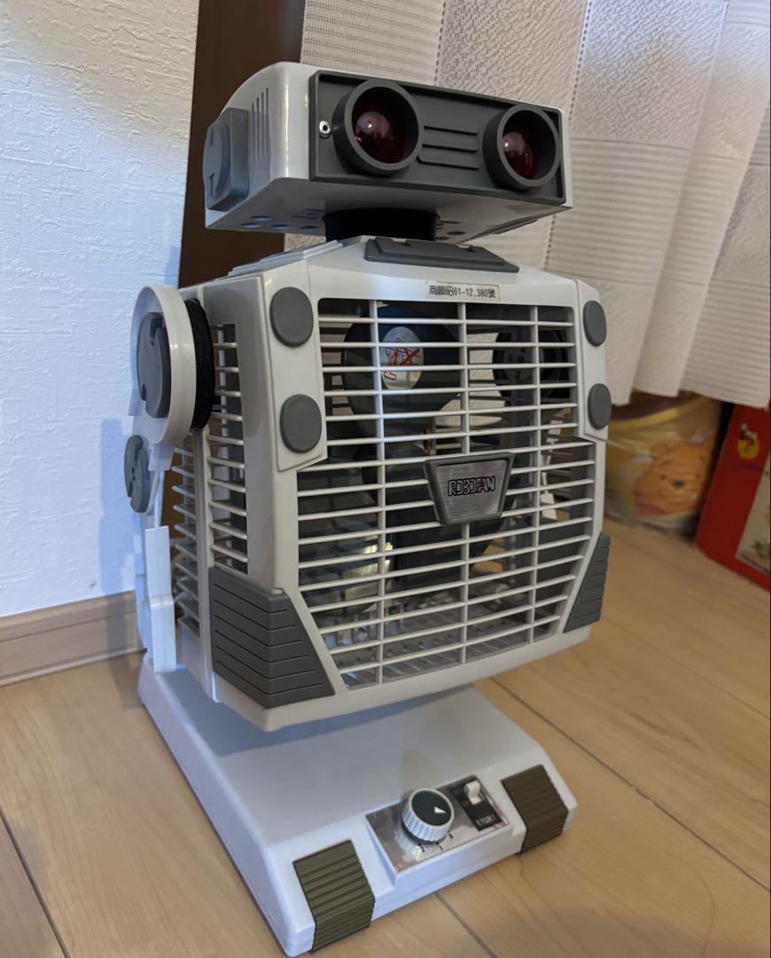 1987年製　ロボット型扇風機　昭和レトロ　USED 動作確認済み 1987年製 ロボット型扇風機 昭和レトロ USED 動作確認済み 売買