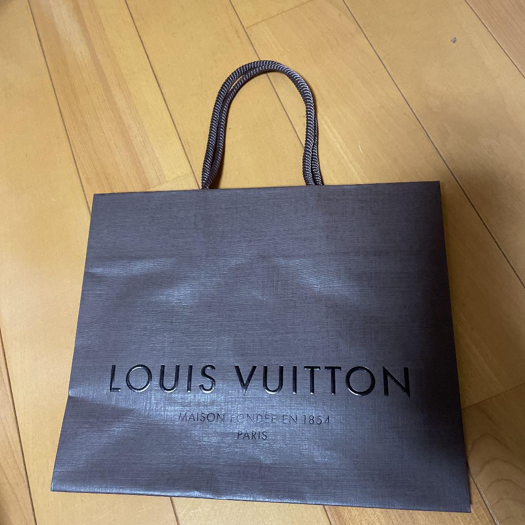 LOUIS VUITTON 芳ばしい LOUIS VUITTON 芳ばしい