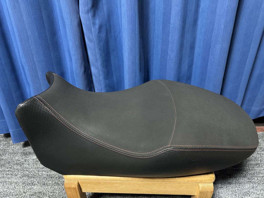 ドゥカティ ディアベル パフォーマンス ツーリングシート ハイシート ドゥカティ ディアベル パフォーマンス ツーリングシート ハイ