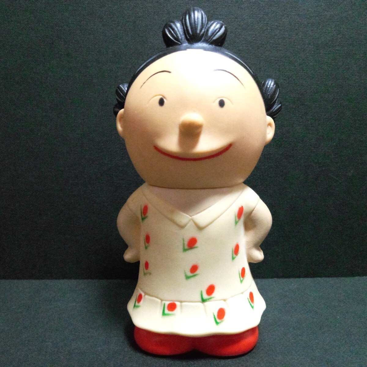 Amazon.co.jp: 長谷川町子美術館 サザエさん貯金箱 ソフビ フィギュア 5体セット 品 当時物 : おもちゃ