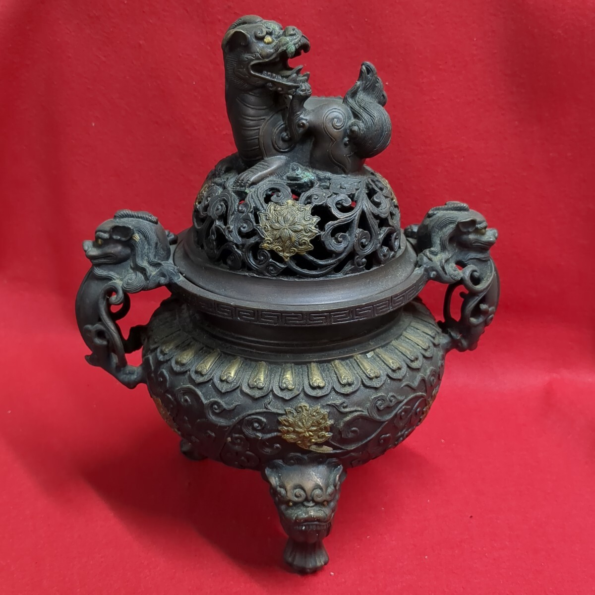 大明宣徳年製香炉、獅子 香炉 大明宣徳年製 古銅 巾着型 唐子脚 獅子蓋 - メルカリ