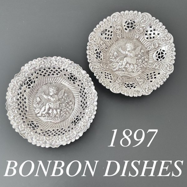 【英国】 【純銀】天使のボンボンディッシュ/ペア スターリングシルバー1897年 英国】 【純銀】天使のボンボンディッシュ/ペア スターリング