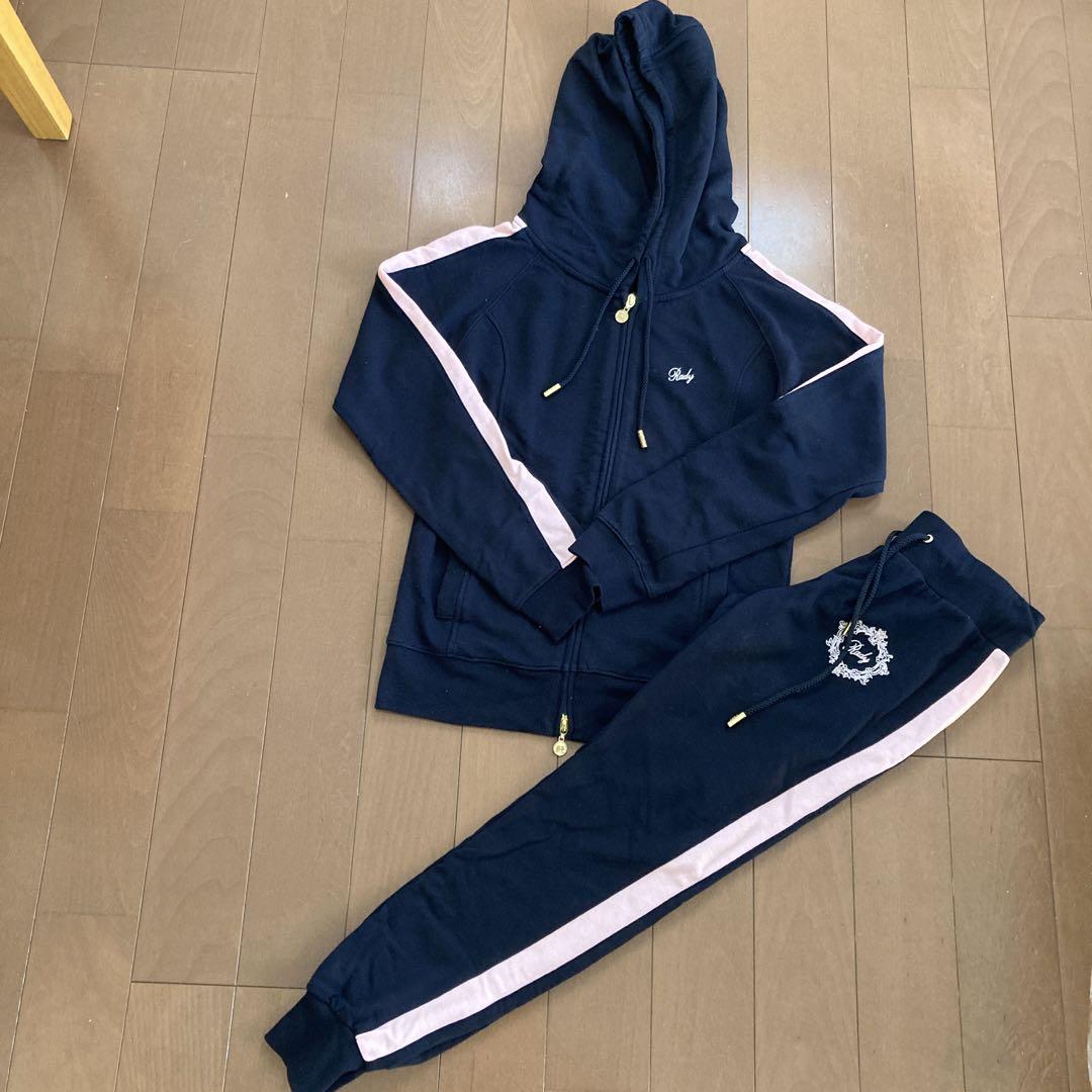 Rady セットアップ 蒸し暑い
