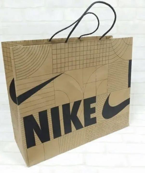 NIKE - 特大サイズ 紙袋 ナイキ紙袋 ナイキ ショッパー 袋 梱包