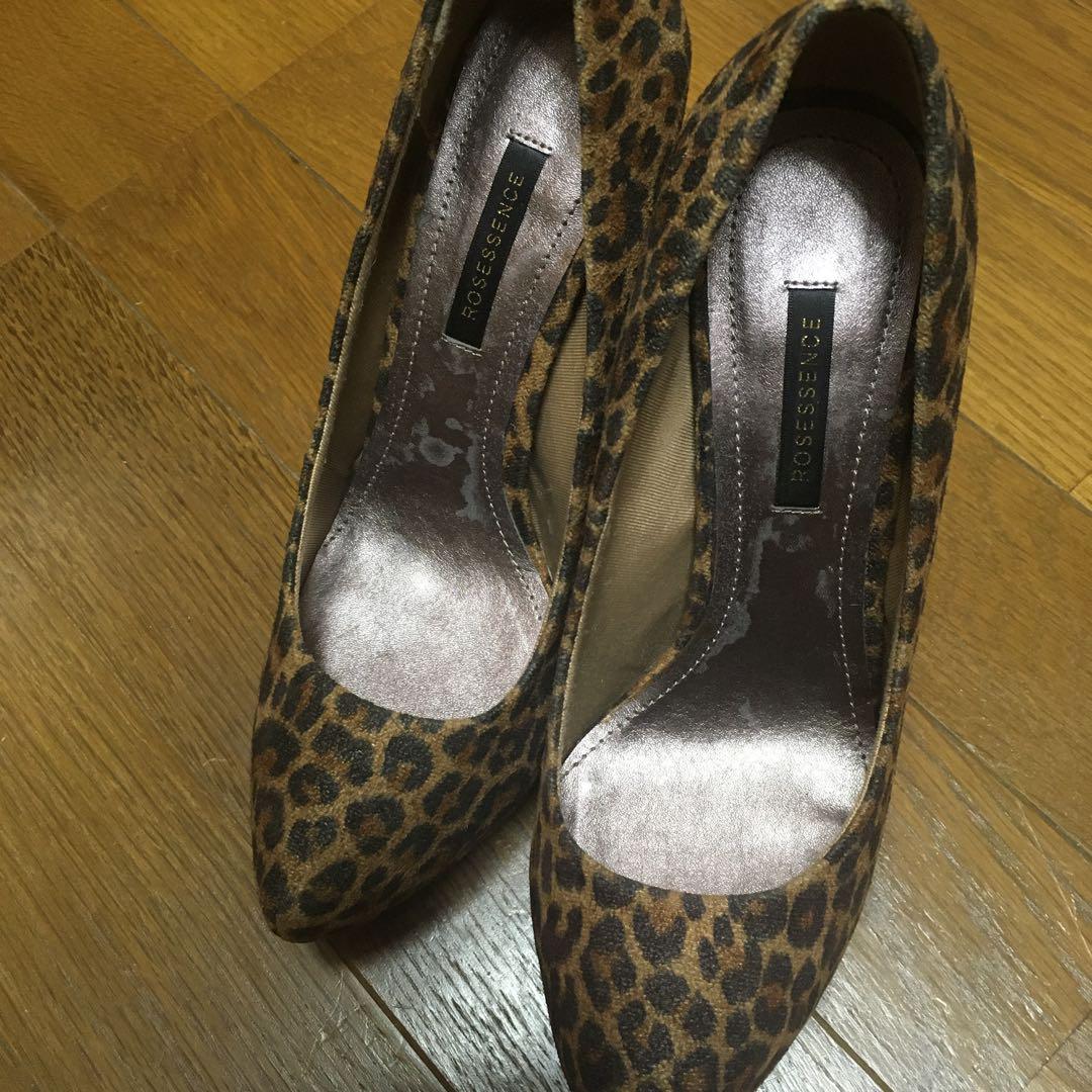ヒョウ柄パンプス たどたどしい ヒョウ柄パンプス たどたどしい