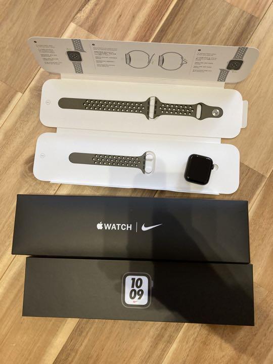 Apple Watch Nike SE GPSモデル 40mmスペースグレイ 売買されたオークション情報 落札价格 【au  payマーケット】の商品情報をアーカイブ公開