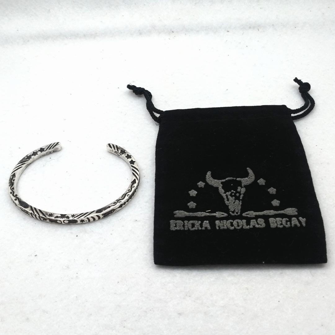 インディアンジュエリー バングル ERICKA NICOLAS BEGAY 売買されたオークション情報 落札价格 【au  payマーケット】の商品情報をアーカイブ公開