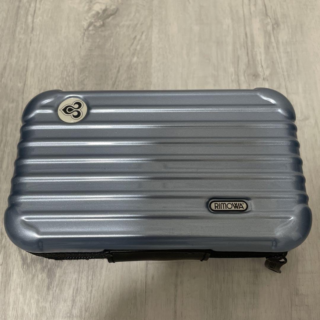 RIMOWA リモワ タイ航空ファストクラス ポーチ 水色 売買されたオークション情報 落札价格 【au payマーケット】の商品情報をアーカイブ公開