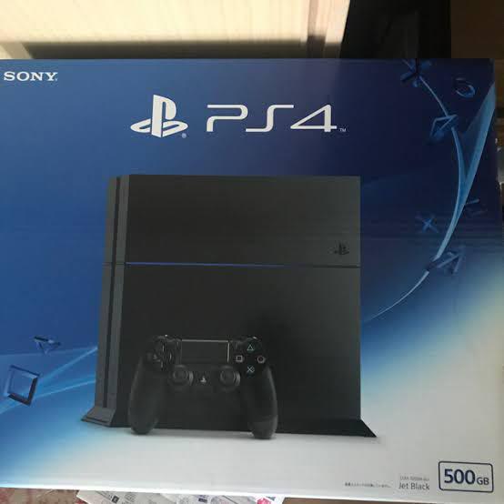 PlayStation®4 ジェット・ブラック 500GB CUH-1200A…