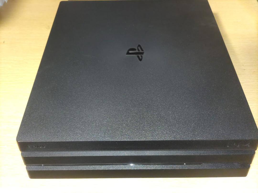 PlayStation4 Pro CUH-7000BB01