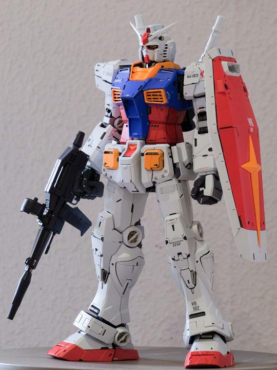 PG UNLEASHED 1/60 RX-78-2 ガンダム 塗装済完成品