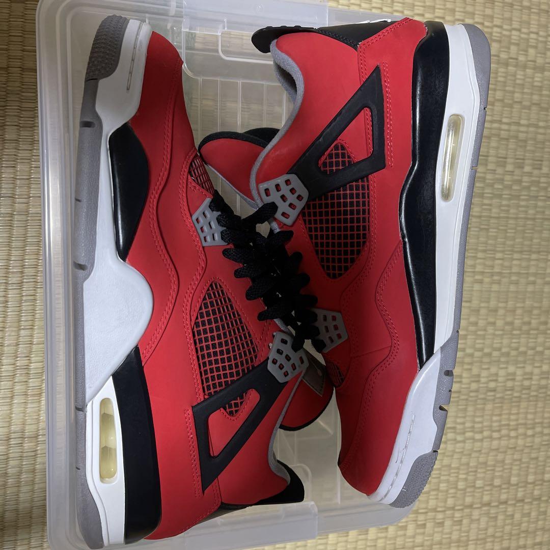 NIKE AIR JORDAN 4 RETRO TORO BRAVO