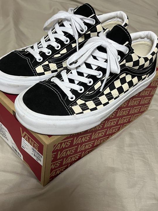 VANS スニーカー