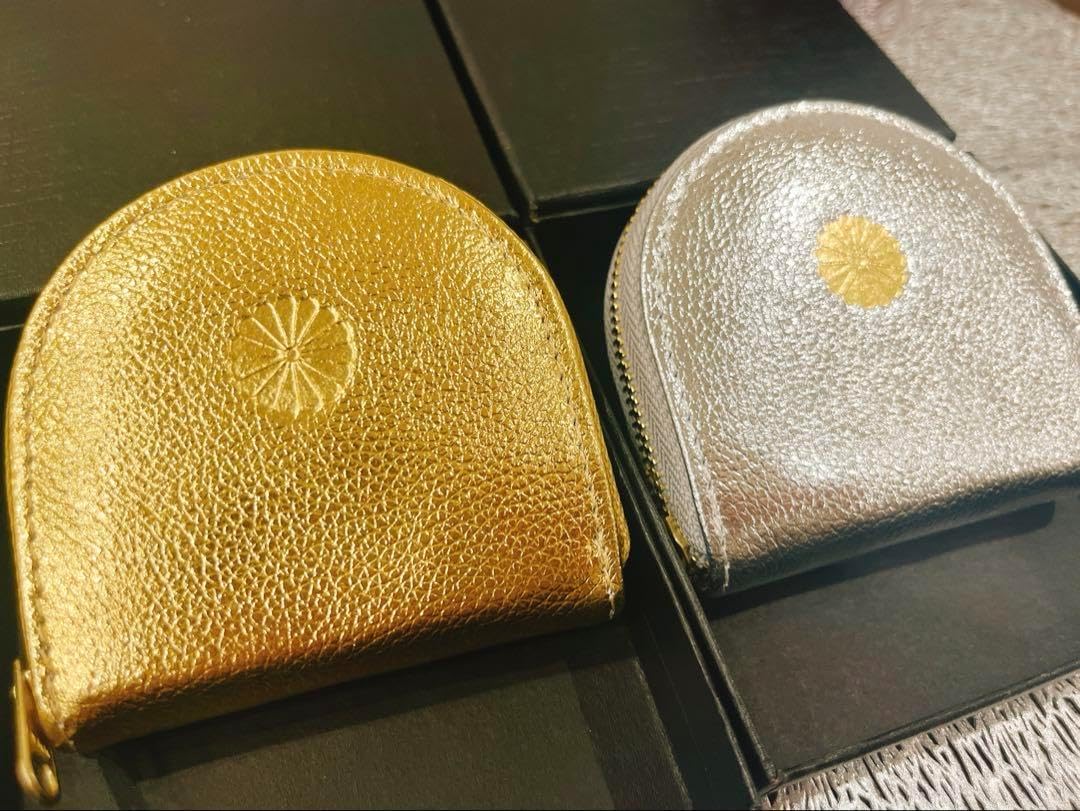 皇居限定 菊の御紋入り馬蹄型 長財布 コインケース GOLD 2点
