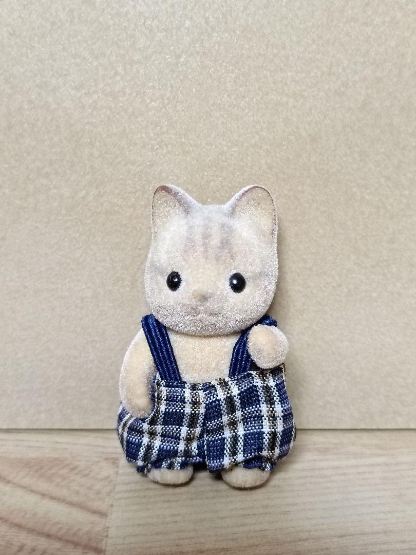 初期 ネコの赤ちゃん アイボリータイプ アーバンライフ