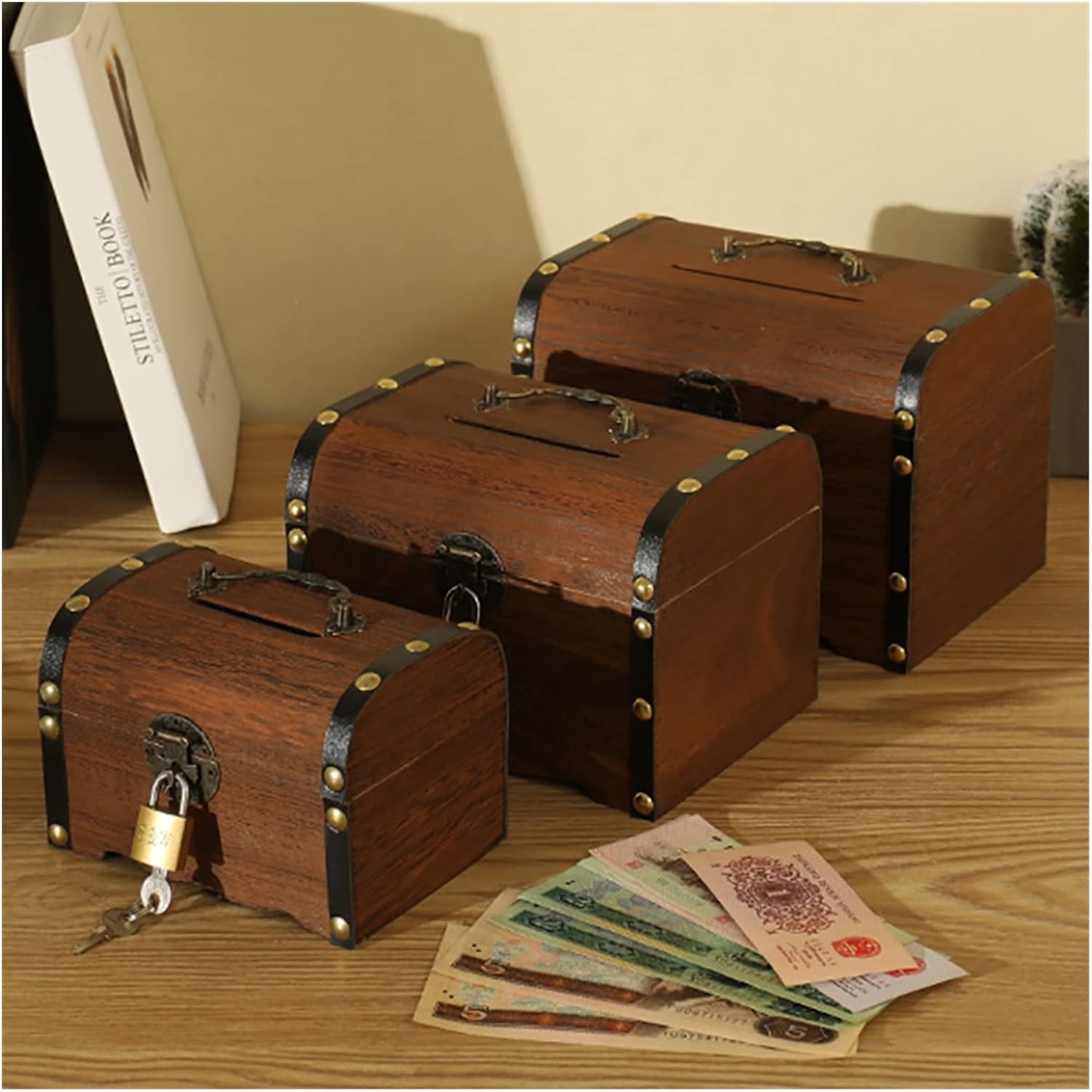 Amazon.co.jp: 本の形をした貯金箱手作り貯金箱クリエイティブヴィンテージコイン缶ガールホリデーギフト貯金箱 : おもちゃ