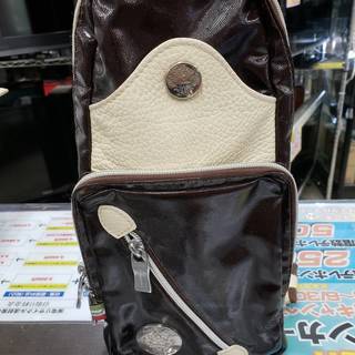 取引中 新品 タグ付き☆DAKS ダックス ☆トートバッグ☆牛革 定価26250円 売買されたオークション情報 落札价格 【au  payマーケット】の商品情報をアーカイブ公開