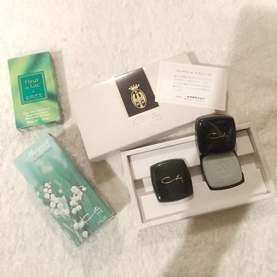 コティ ミュゲデボワ 香水・ソープセット フルールドラック Coty Muguet des Bois Parfum & savon/Fleur du