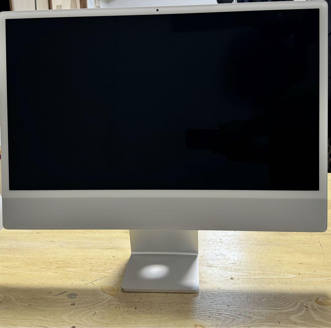 M3 iMac 2023 シルバー 512GB M3 iMac 2023 シルバー 512GB